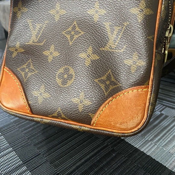 Authentic LV Amazone Monogram Leather Crossbody - Picture 3 of 8